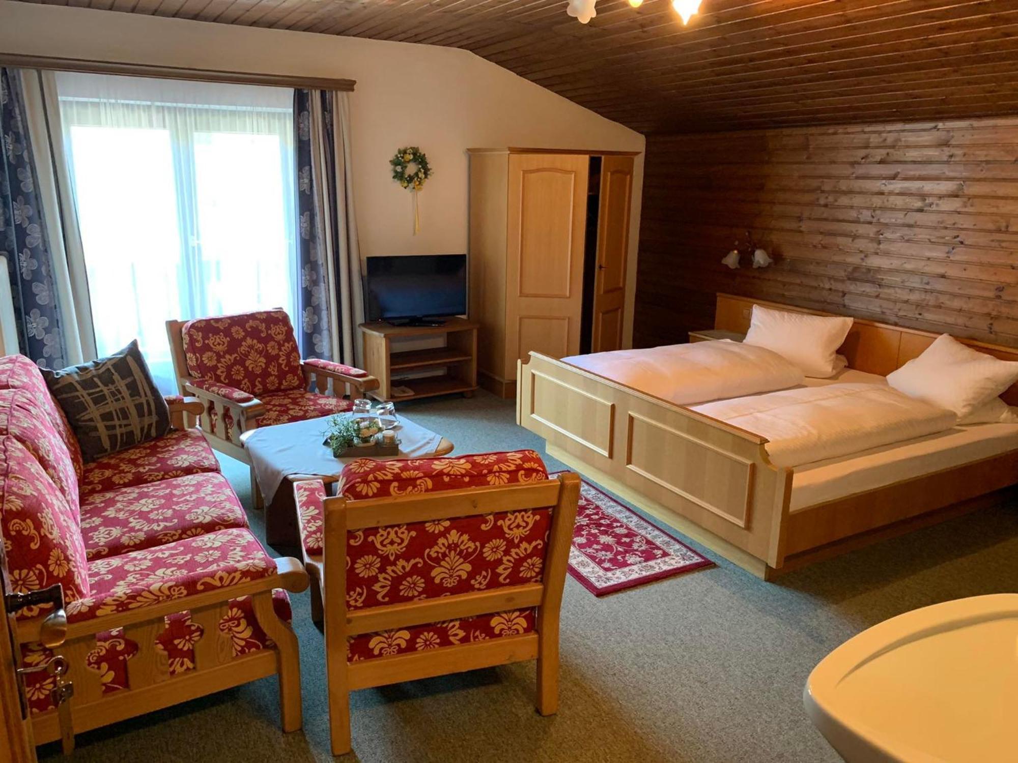 Gaestehaus Kastenhof Санкт Йохан им Понгау Екстериор снимка